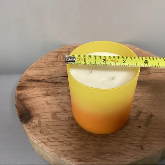 🟠 Lumalight - Sunshine & Pineapples scented candle - Never Used - Like New 16 oz - Picture 8 of 9